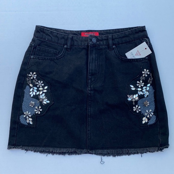 New GUESS Women's Denim Skirt SZ 27 - Picture 1 of 7